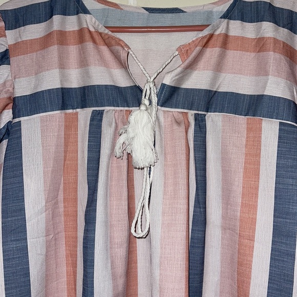 Drawstring Blouse - Picture 3 of 3